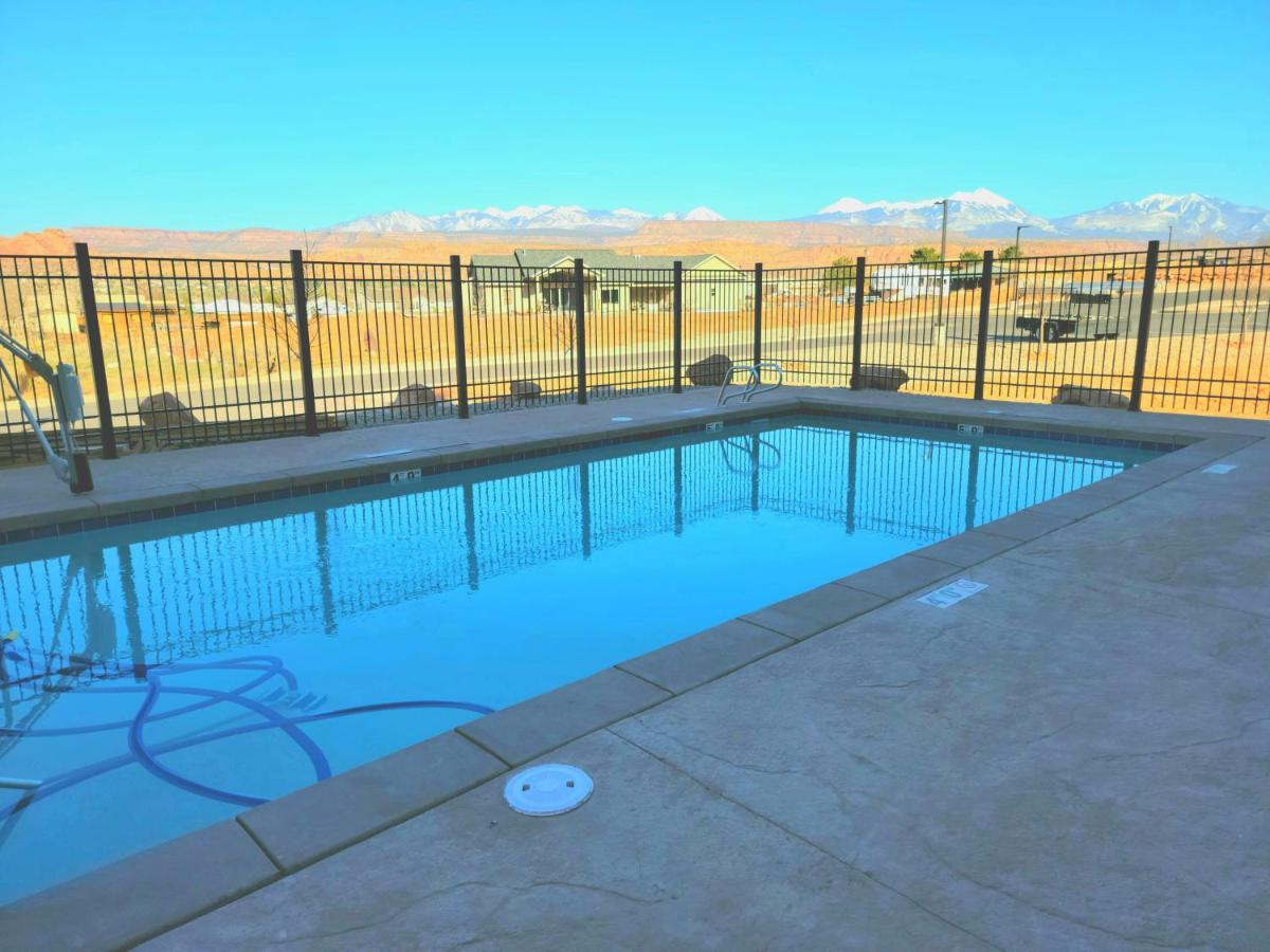 Scenic View Inn & Suites Moab Exterior photo